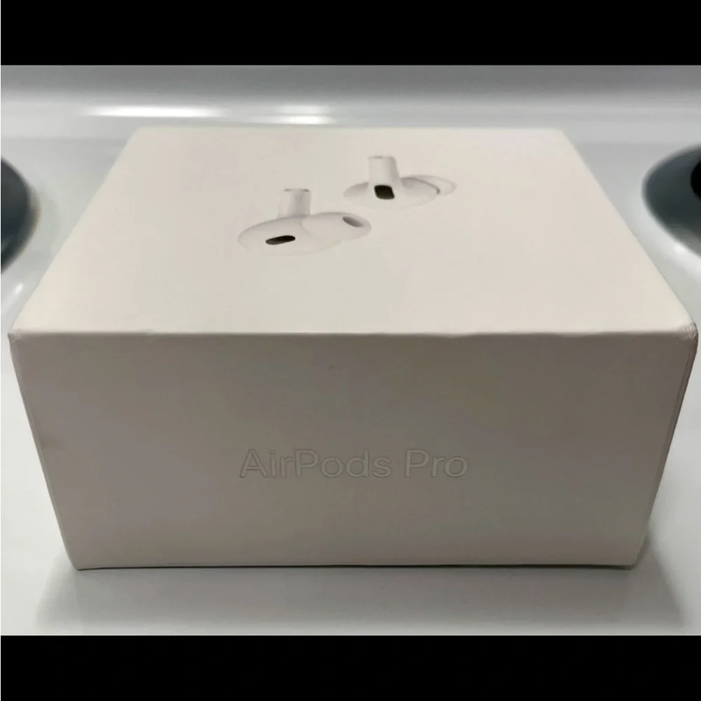 Apple AirPods Pro 2nd generation - brand new Sleek White